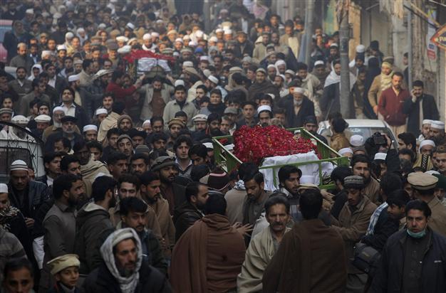 Pakistan to end death penalty moratorium in terror cases: PMs office