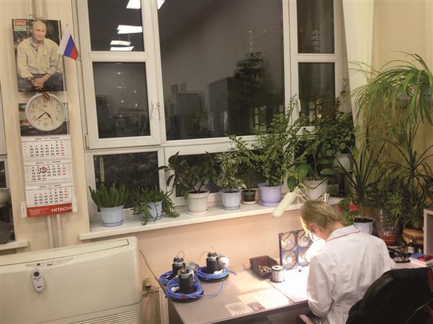 As sanctions hit harder, Russia cautiously opens up to innovation