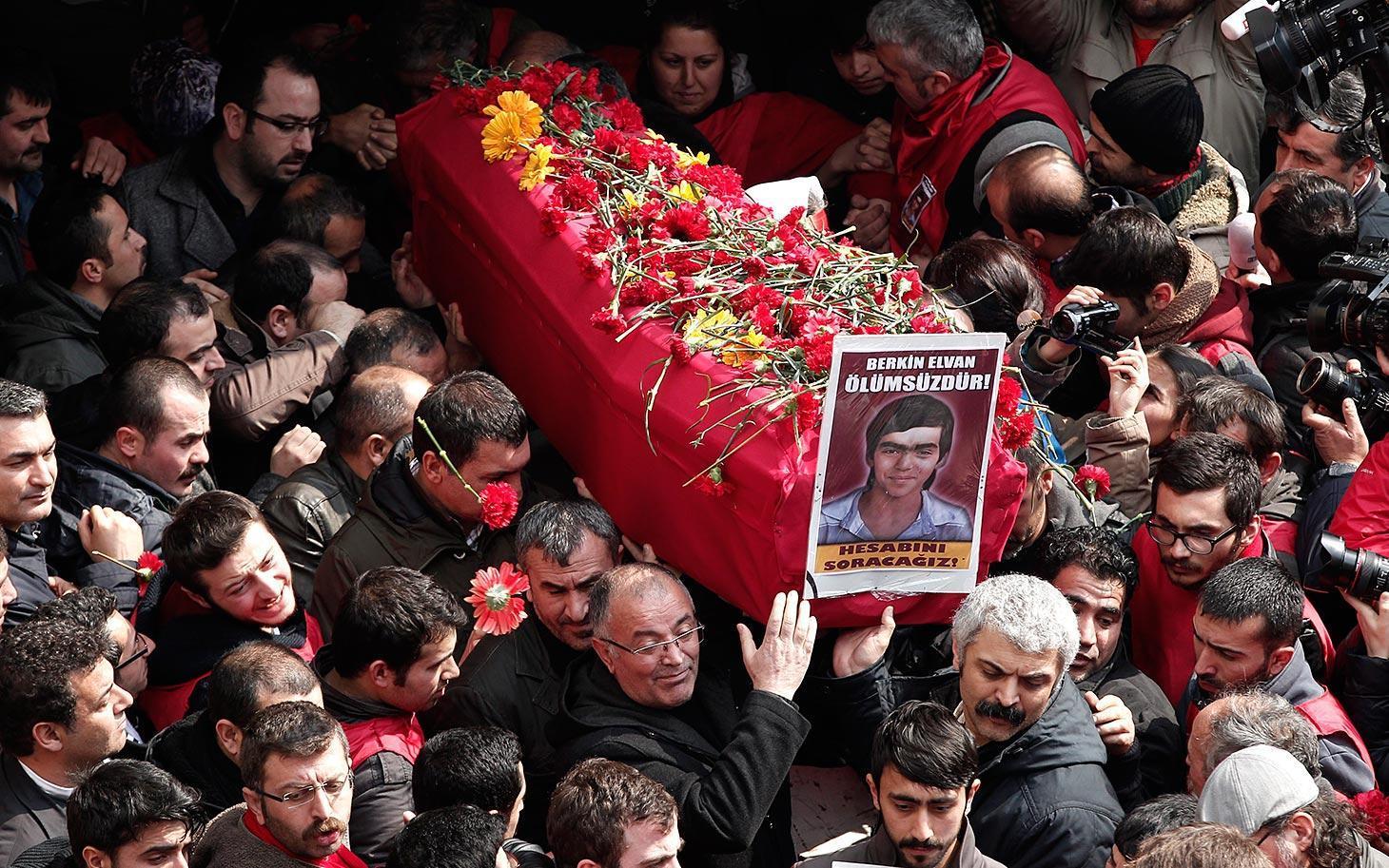 2014: The year of labor disasters, police violence, environmental struggle and refugee flow