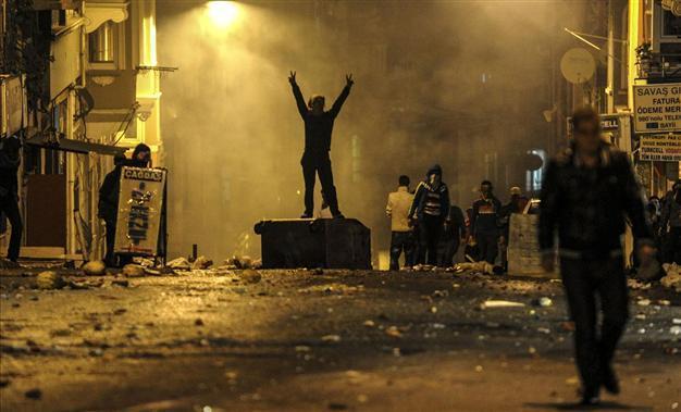 2014: The year of labor disasters, police violence, environmental struggle and refugee flow