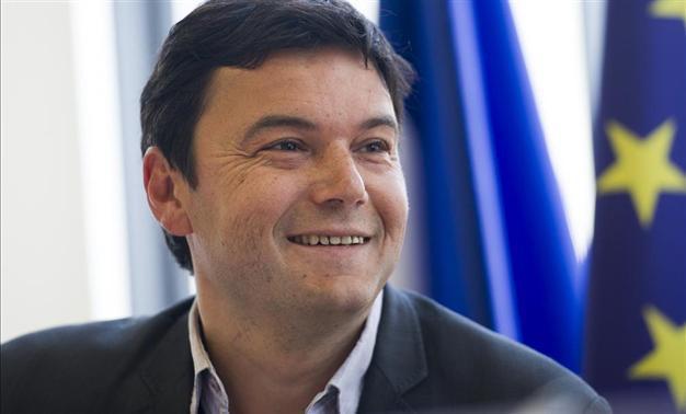Economist Thomas Piketty refuses Frances highest honour
