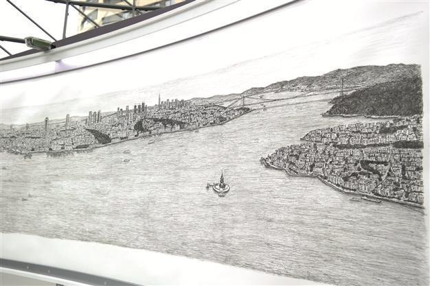 Extraordinary artist finishes Istanbul drawing