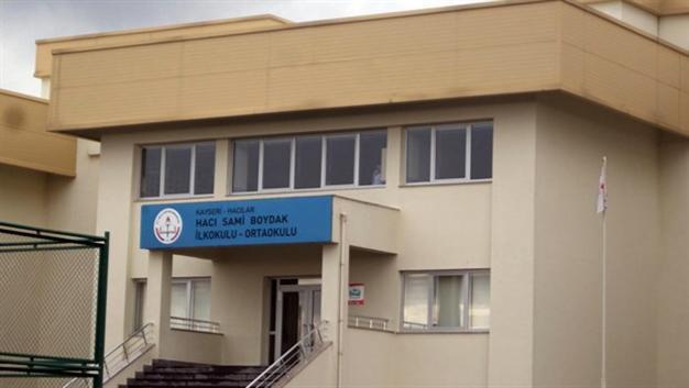Bells ring with melody of Erdoğan campaign song in central Turkish school