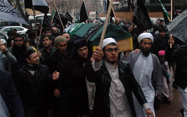 Uzbek dissident assassinated in Istanbul, one arrested