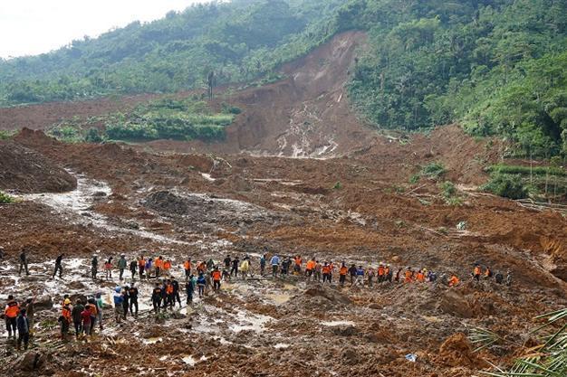 26 dead, 82 missing in Indonesian landslide