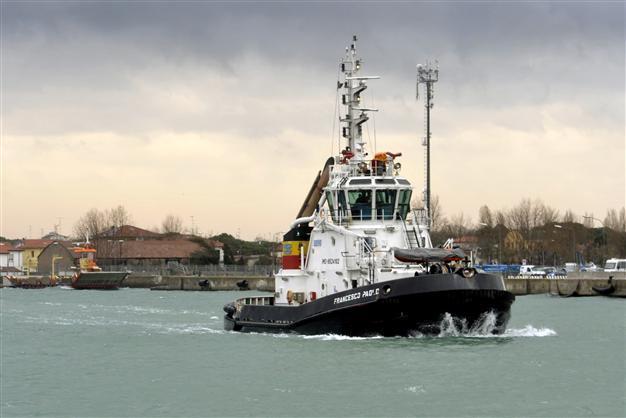 Turkish cargo ship sinks off Italy