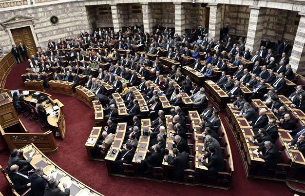 Greece heads to election after lawmakers fail to elect president