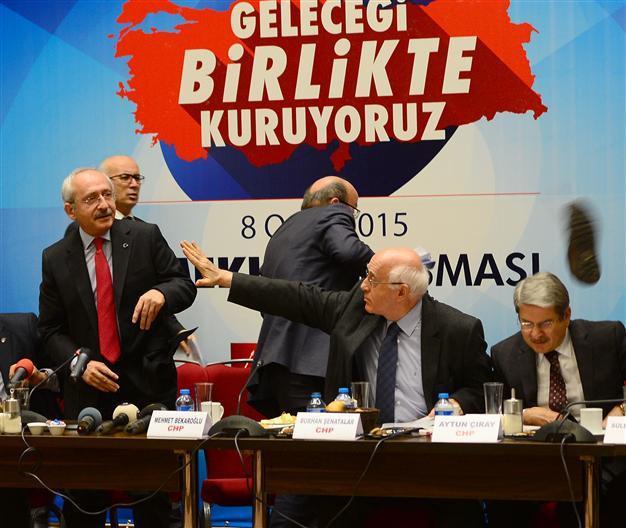 Protester throws shoe at Turkish main opposition leader