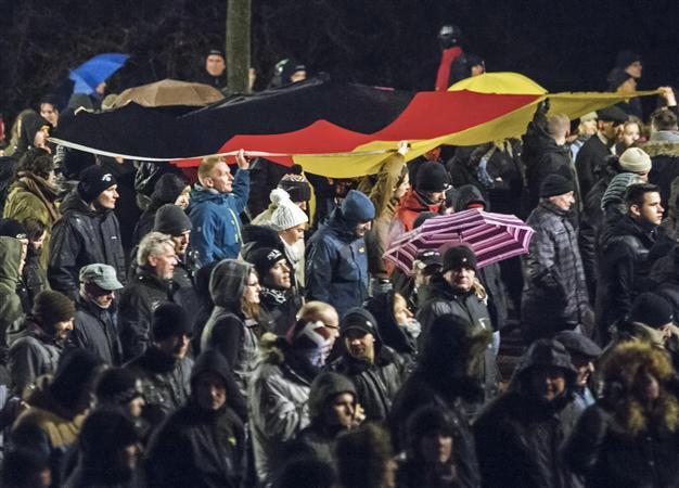 Majority of Germans see Islam as threat: poll