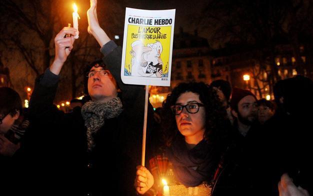 Charlie Hebdo to publish next week despite bloodbath