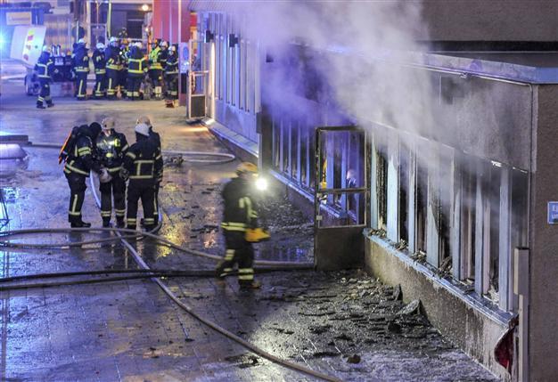 Arson attack on Swedish mosque injures five