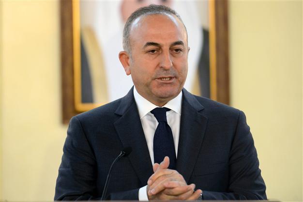 Passage of ISIL fighters through Turkey is the ‘greatest threat’: Turkish FM