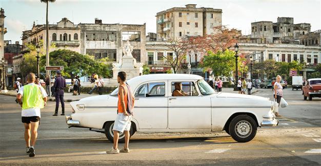 US and Cuba sit down for historic talks on restoring ties