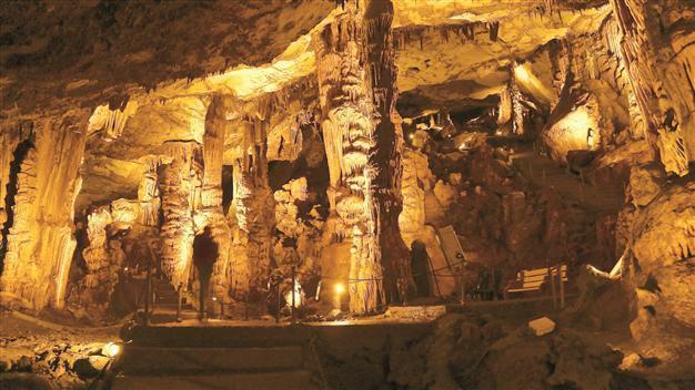 Visitors flock to Ballıca cave