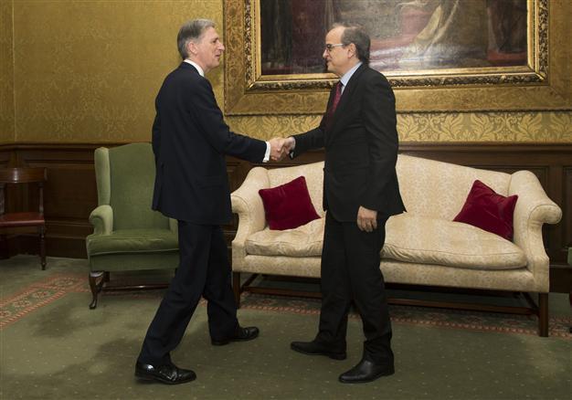 Syrian opposition leader criticises confused US-led policy