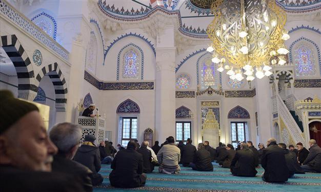 Turkish imams in Germany to stand guard in front of media buildings in solidary against terror