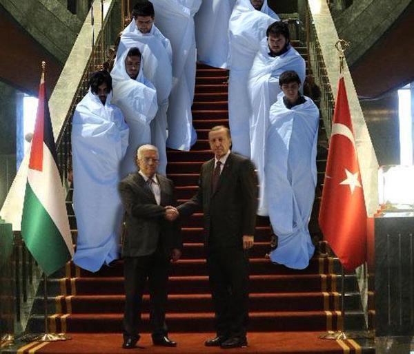 Social media reacts to President Erdoğan’s 16 warriors during meeting with Abbas