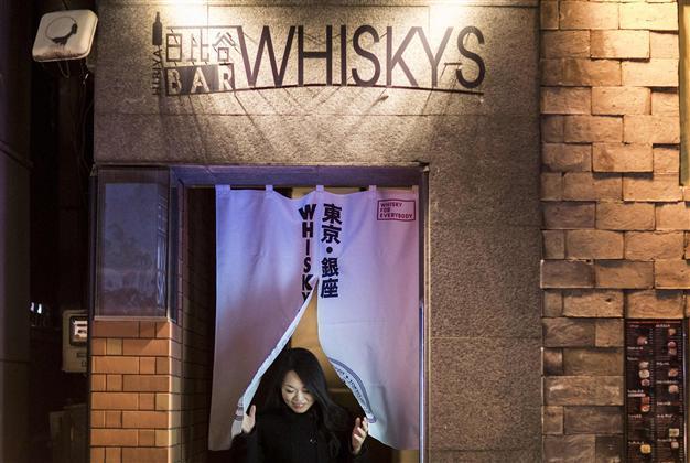 Working too hard can drive you to booze: Study