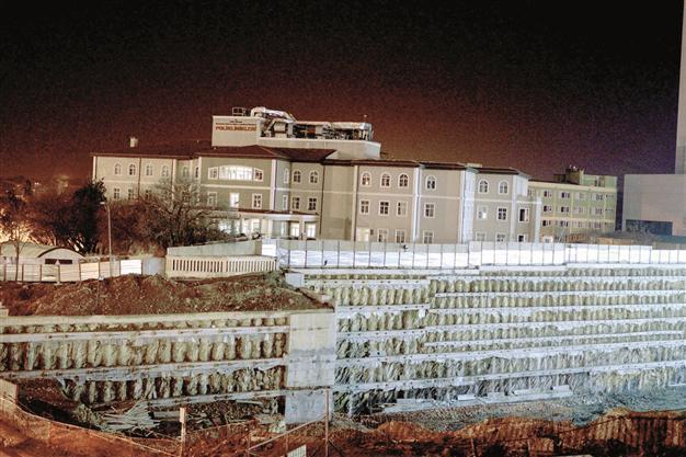 Istanbul hospital emptied due to parking construction