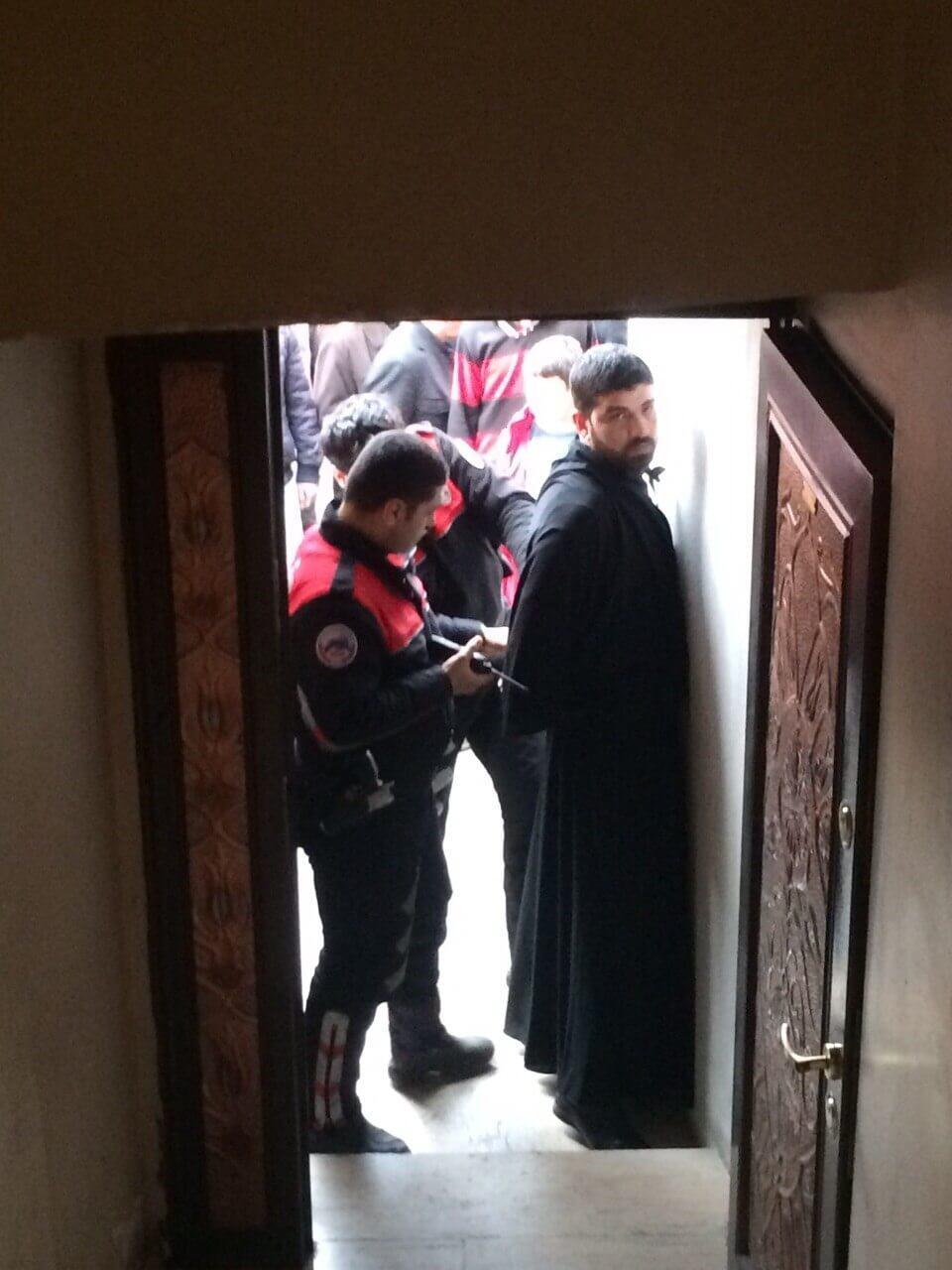 Burqa-clad ‘ISIL militants’ turn out to be lovers in disguise in southeast Turkey