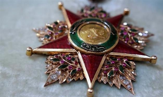 Ottoman medal for compassionate British lady to go under the hammer