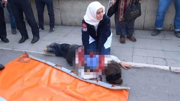Family kills lover of Mardin girl at Istanbul bus terminal, girl in critical condition