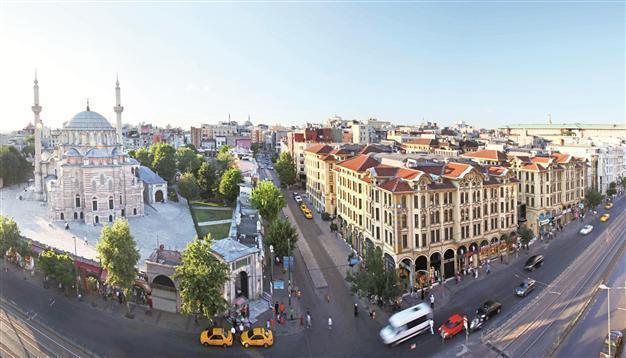 Turkish suitcase traders hit by Russian crisis, eye new markets