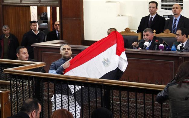Al-Jazeera journalists freed from Egypt prison: families