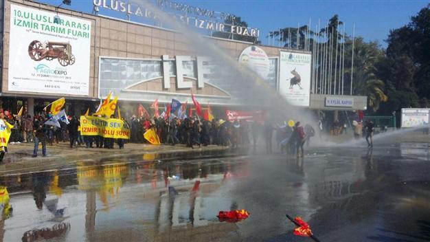 Dozens detained around Turkey in school boycott