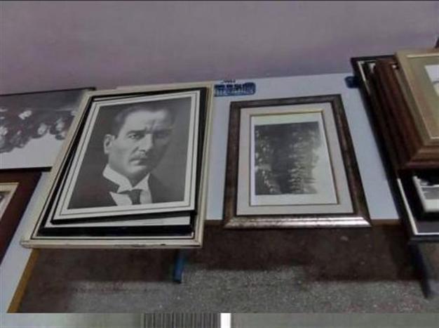 Atatürk replaced by Ottomans at iconic Istanbul high school