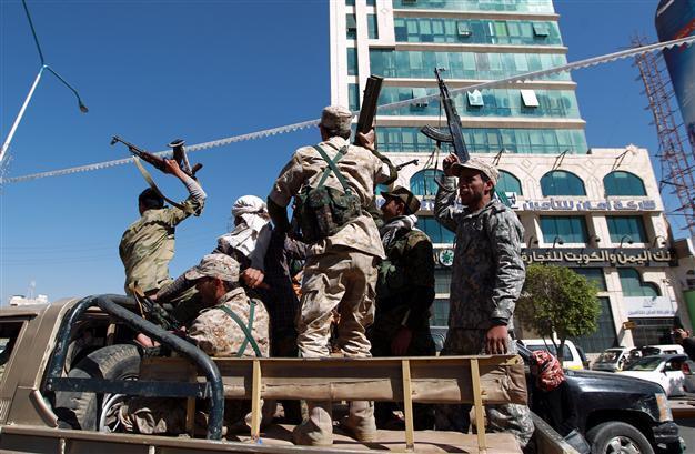 Saudi evacuates embassy staff from Yemen