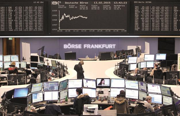 Eurozone economy grows as cheap oil takes hold