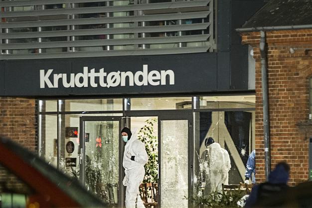 One dead, three police hurt in shooting at Copenhagen Islam debate