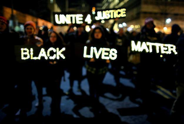 Hundreds gather in fresh New York protests over police impunity for Eric Garners death