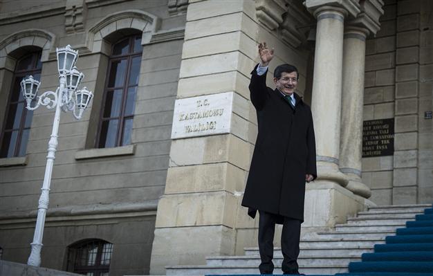Presidential system not the source of dictatorship: Turkish PM Davutoğlu