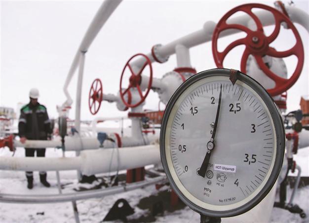 EU energy chief says Turkish Stream plans legally flawed