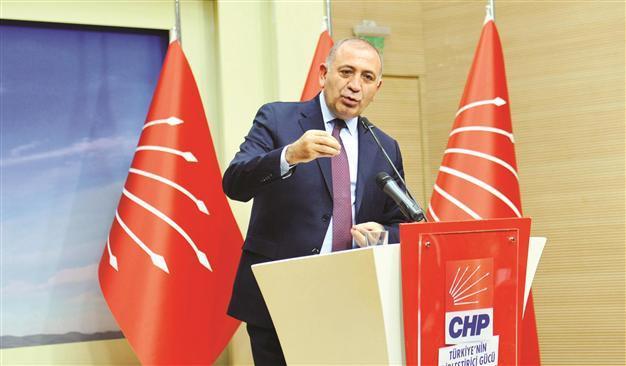 Turkish opposition questions why policeman was sent by Erdoğan to meet Gadhafi