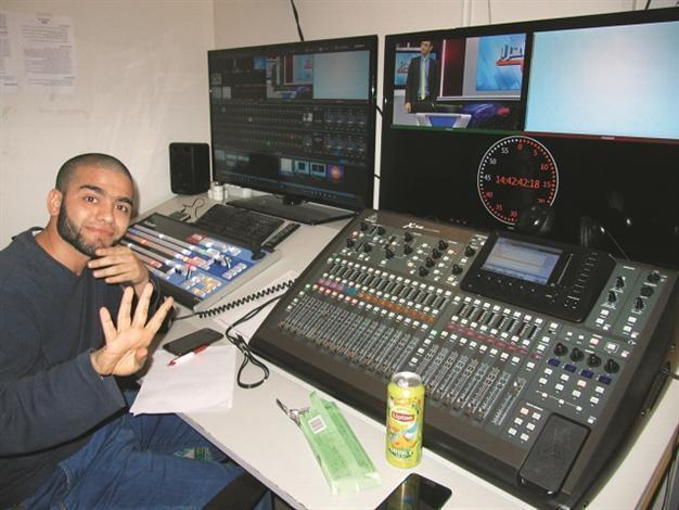 Arabic broadcasters do not broadcast through Turkey: Turkish officials
