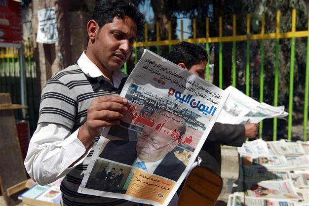 Yemens Hadi challenges Shiite coup after fleeing Sanaa