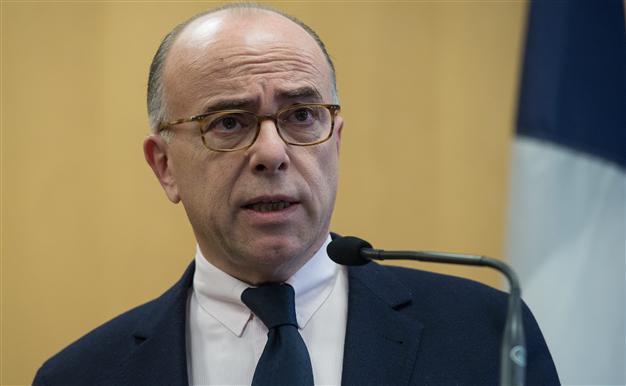 40 French banned from travel over jihad plans: government