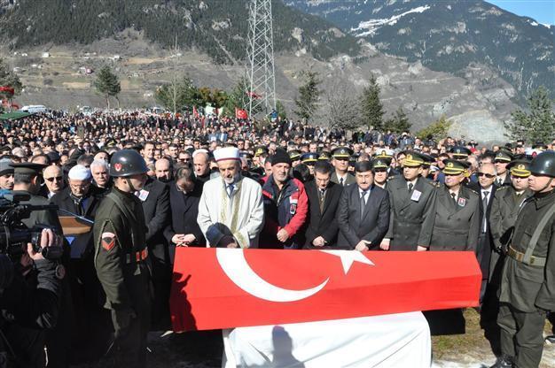 Soldier killed in Turkish tomb operation laid to rest