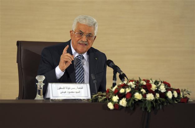 Abbas says to cut ties with Israel if UN move fails
