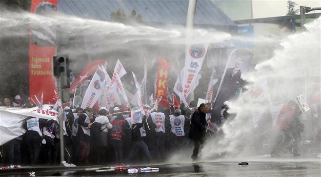 Council of Europe’s human rights commissioner urges Turkey to reconsider security bill