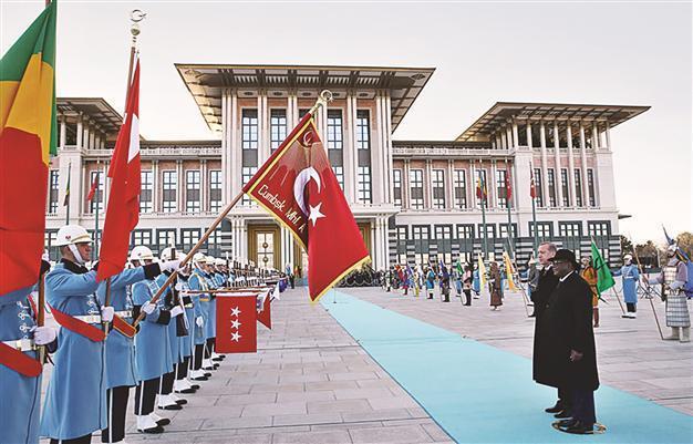 1,150 policemen stand guard at Turkeys presidential palace