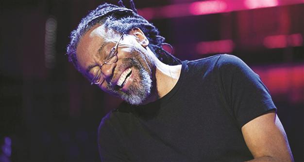 ‘Don’t worry, be happy’ star Bobby McFerrin in Istanbul