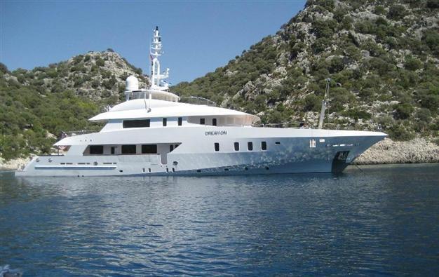 Antalya promotes yacht building, while eyeing more