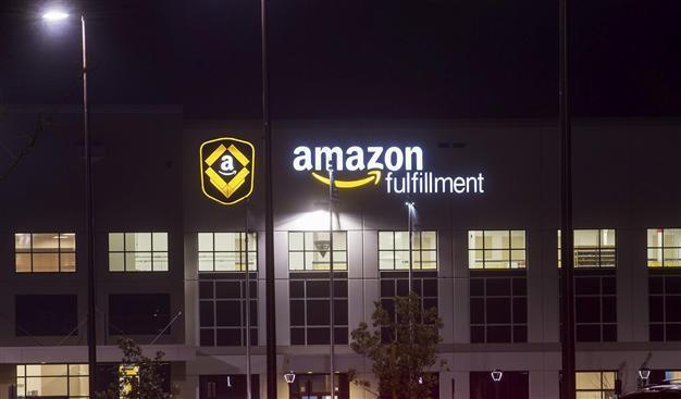 US allows Amazon to test drones