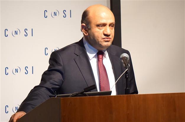 Minister calls on tech giants to open R&D centers in Turkey