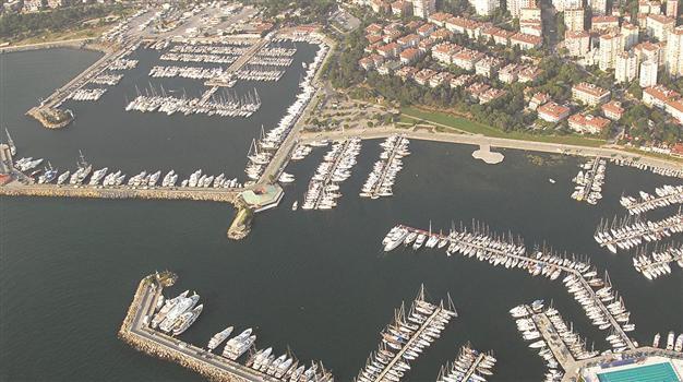 Board approves marina development plan hours after Koç withdraws