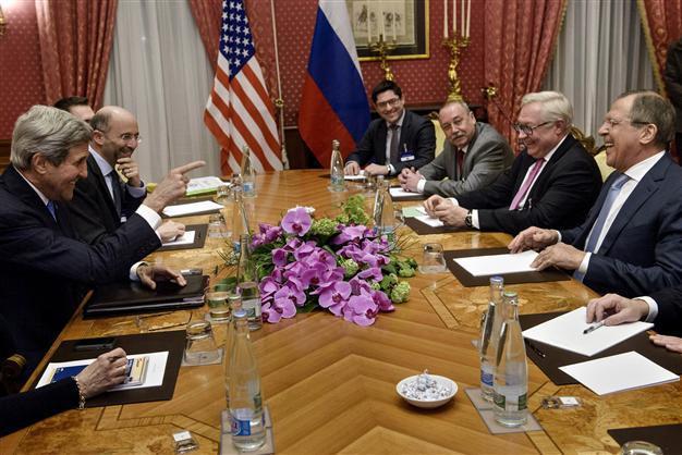 Iran nuclear talks race towards deadline